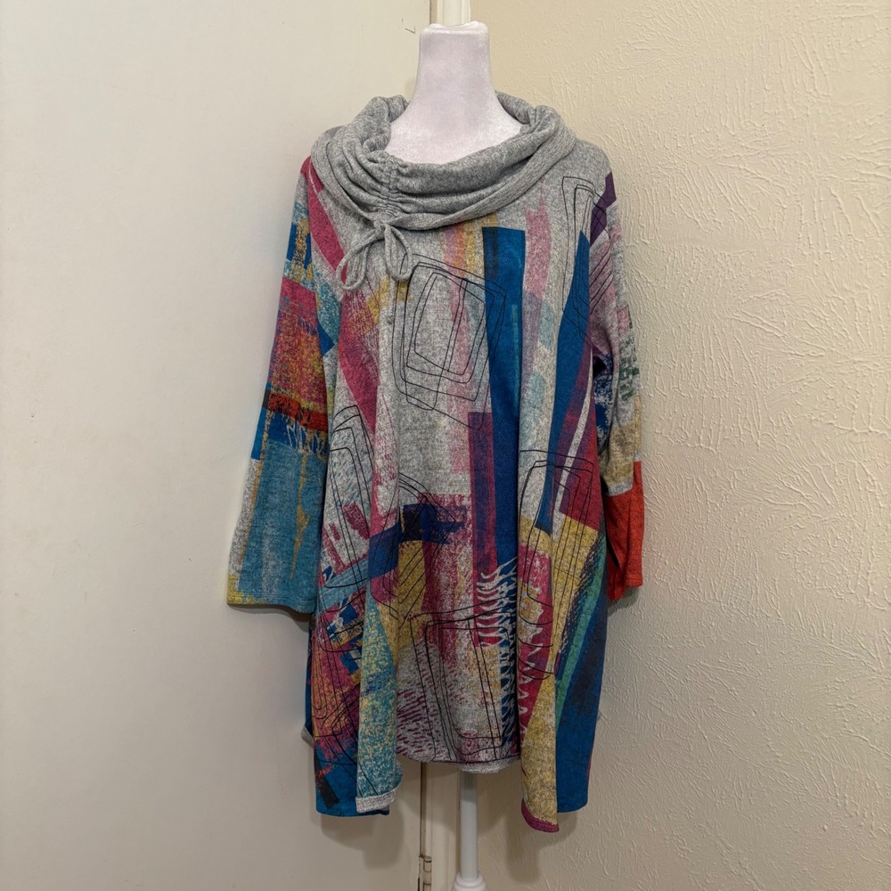 Et Lois Abstract Art to Wear Cowl Neck Tunic Top Gray Rainbow Watercolor Boho